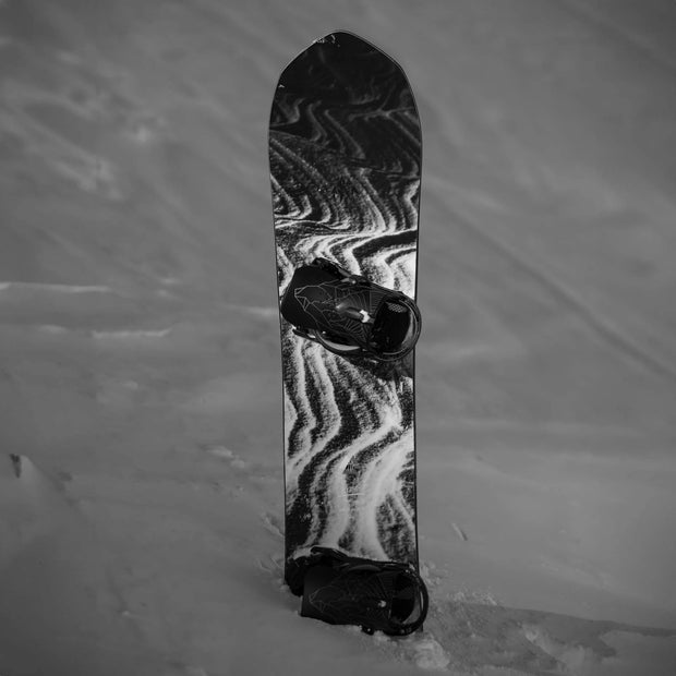 Jones Andrew Miller LTD Stratos Snowboard 2024