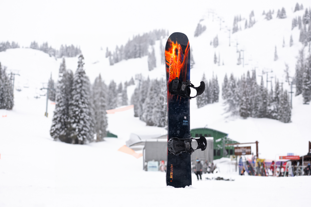 Lib Tech Dynamo Snowboard 2025 – Shoreline Tahoe Lib Tech Dynamo Snowboard 2025 – Shoreline Tahoe