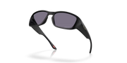 Oakley Tourniquet Sunglasses - Matte Black Frame, Prizm Grey Lenses